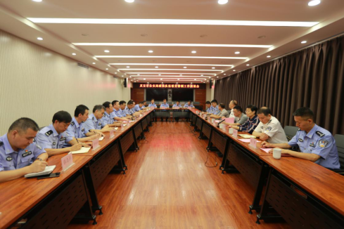 三門峽市副市長(zhǎng)李紅念深入靈寶公安調(diào)研指導(dǎo)政法隊(duì)伍教育整頓試點(diǎn)工作