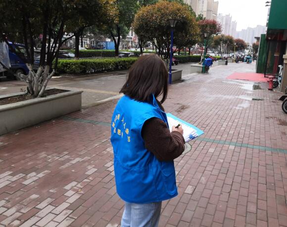 蛇盤社區(qū):門面房巡查 助力城市治理