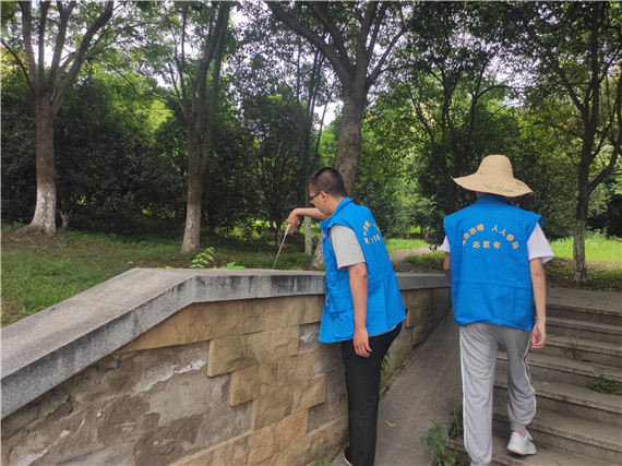 蛇盤(pán)社區(qū)：護(hù)市容 我光榮