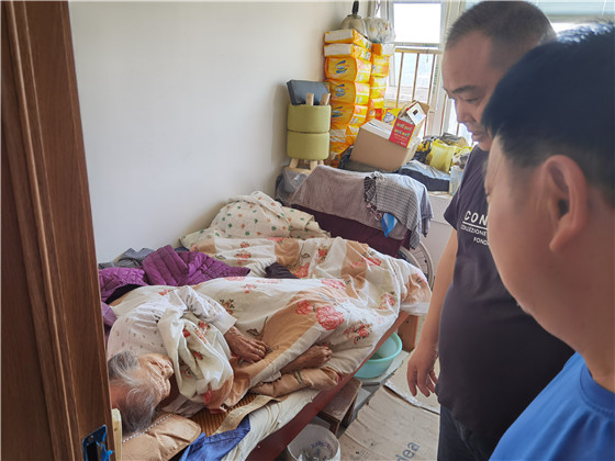 西花社區(qū)退役軍人服務站傳遞黨的問候