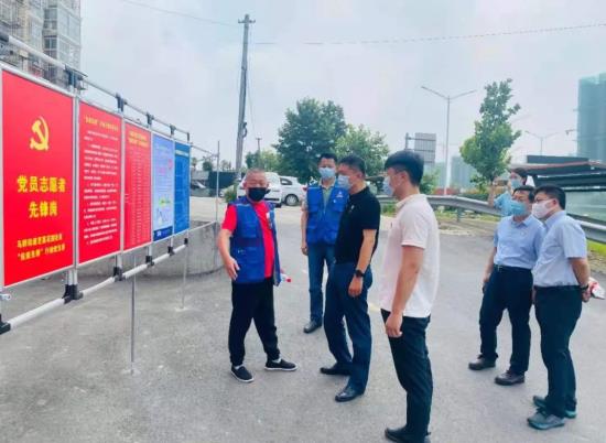 【英雄就在身邊】沒事沒事，我還能再走兩步！