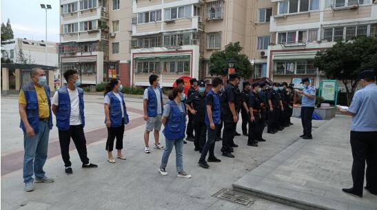 反詐宣傳進小區(qū) 為群眾“精準(zhǔn)提醒”