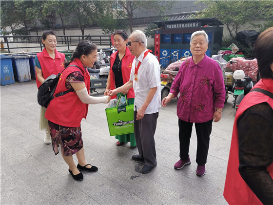 李彥清：“活著的王杰，當(dāng)代的保爾”