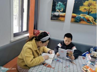 青源社區(qū)：居家齊抗疫，多彩生活共創(chuàng)造