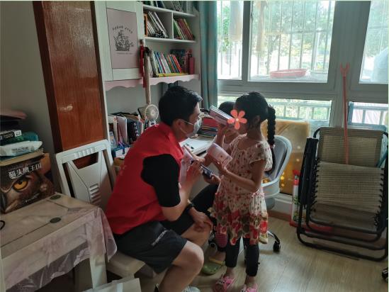 成山社區(qū)新時(shí)代文明實(shí)踐|“千人幫萬家”困難兒童家庭幫扶志愿服務(wù)活動(dòng)